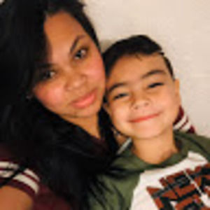 Meet your Posher, Alejandra